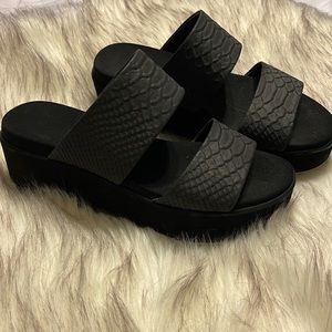 JSLIDES Platform Wedge Sandal
